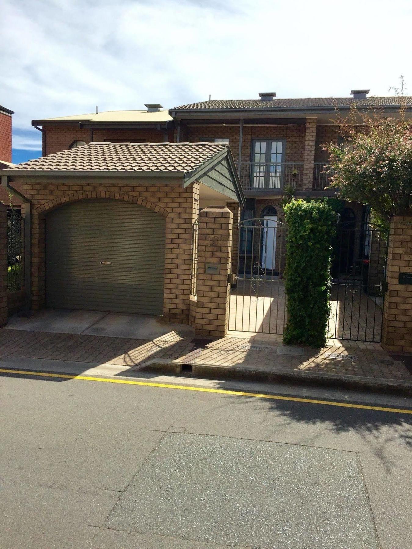 Chic Townhouse In North Adelaide Βίλα Εξωτερικό φωτογραφία