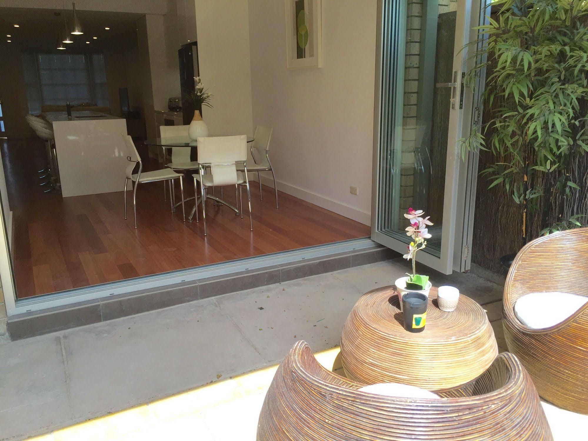 Chic Townhouse In North Adelaide Βίλα Εξωτερικό φωτογραφία